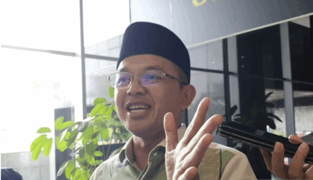 Arsip - Anggota DPR RI Maman Imanul Haq di kompleks parlemen, Jakarta, Rabu (13/8/2025). ANTARA/Bagus Ahmad Rizaldi