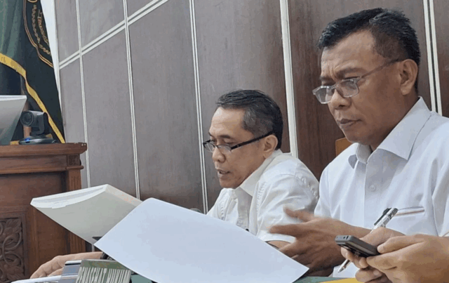 Screenshot 2025-10-20 at 1.44.08 PM Tim bidang hukum Polda Metro Jaya dalam sidang jawaban termohon dengan tersangka aktivis demonstrasi yang berujung ricuh pada Agustus 2025 Delpedro Marhaen dan kawan-kawan di Jakarta, Senin (20/10/2025). ANTARA/Luthfia Miranda Putri.