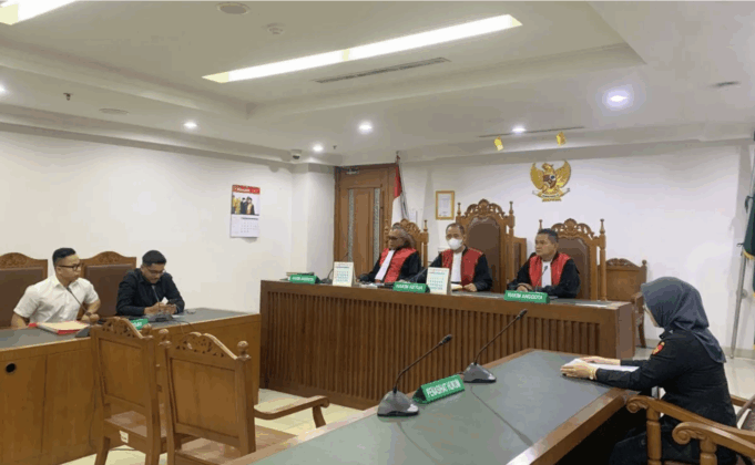 Sidang pembacaan kesimpulan gugatan keberatan penyitaan aset terkait kasus korupsi timah di Pengadilan Negeri Jakarta Pusat, Selasa (28/10/2025). ANTARA/Agatha Olivia Victoria.