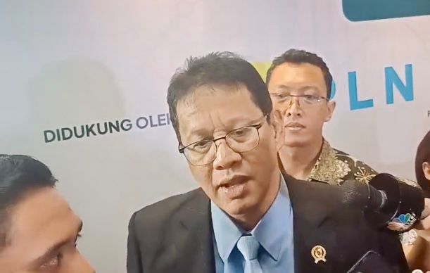 Menteri Keuangan, Purbaya Yudhi Sadewa usai menghadiri acara Sarasehan 100 Ekonom Indonesia di Menara Bank Mega, Jakarta