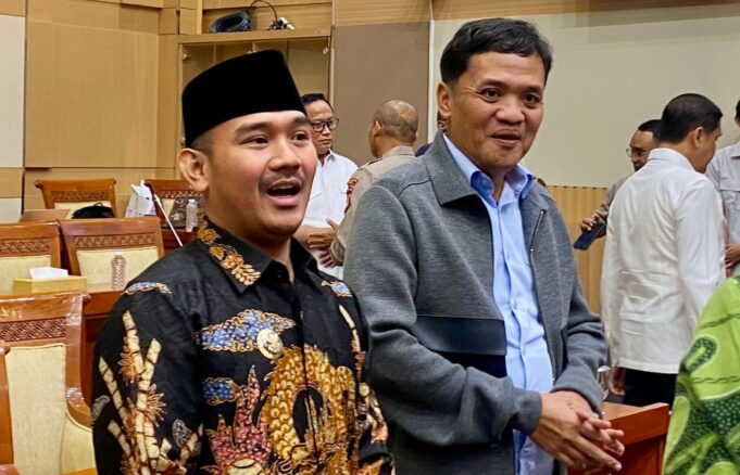 bupati bekasi dan Habiburokhman