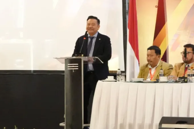 Wamenko Kumham Imipas Otto Hasibuan dalam Rapat Kerja Nasional Ikatan Advokat Indonesia (Rakernas Ikadin) Tahun 2025 di Jakarta, Senin (10/11/2025). ANTARA/HO-Kemenko Kumham Imipas