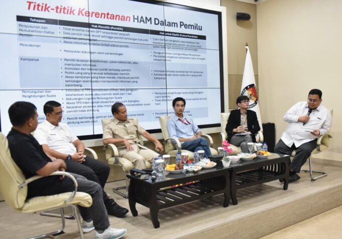 Diskusi KPU dan Bawaslu bersama KPP Dem