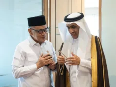 Menhaj Gelar Pertemuan dengan Dubes Arab Saudi Bahas Istithaah Haji Menteri Haji dan Umrah RI Mochamad Irfan Yusuf bertemu Duta Besar Arab Saudi untuk Republik Indonesia Faisal Bin Abdullah Amodi. ANTARA/HO-Kemenhaj RI