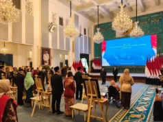 Jika Soeharto Jadi Pahlawan, Lalu Kami Ini Siapa? Presiden RI Prabowo Subianto memimpin Upacara Penganugerahan Gelar Pahlawan Nasional 2025 di Istana Negara, Jakarta, Senin (10/11/2025). ANTARA/Andi Firdaus