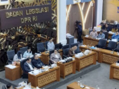 PGRI Dorong RUU Perlindungan Guru ke Prolegnas 2026, Soroti Maraknya Kriminalisasi Ketua Badan Legislasi (Baleg) DPR RI Bob Hasan memimpin rapat evaluasi prolegnas di kompleks parlemen, Jakarta, Kamis (27/11/2025). (ANTARA/Bagus Ahmad Rizaldi)