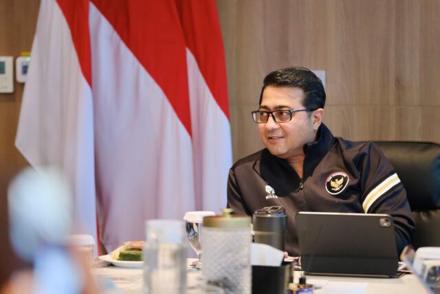 Menteri Ekonomi Kreatif, Teuku Riefky Harsya,