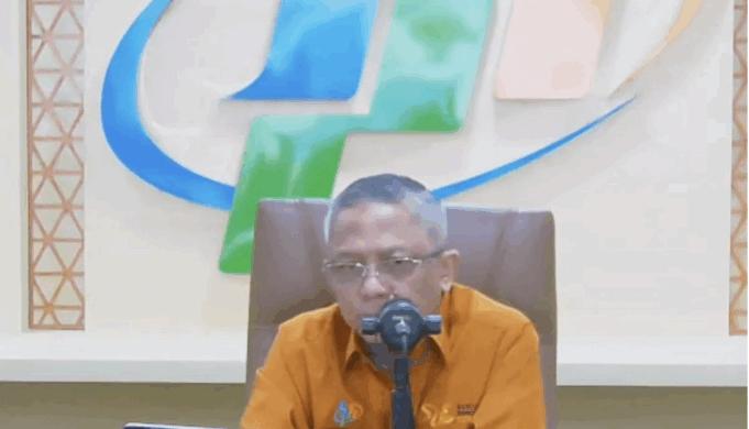 Deputi Bidang Neraca dan Analis Statistik Badan Pusat Statistik Moh. Edy Mahmud mengumumkan perkembangan ketenagakerjaan Indonesia di Jakarta, Rabu (5/11/2025). ANTARA/Maria Cicilia Galuh/am.