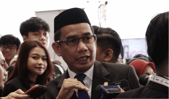 Anggota Komisi III Dewan Perwakilan Rakyat (DPR) Rudianto Lallo saat ditemui di Kompleks Parlemen, Jakarta, Jumat (15/8/2025). (ANTARA/Agatha Olivia Victoria)