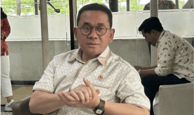 Menteri Perdagangan (Mendag) Budi Santoso ditemui di Kantor Kementerian Perdagangan, Jakarta, Jumat (21/11/2025). (ANTARA/Maria Cicilia Galuh)