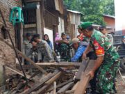 Pemkot Bekasi Bongkar Bangunan Liar di Atas Saluran Air, Cegah Banjir di Margahayu