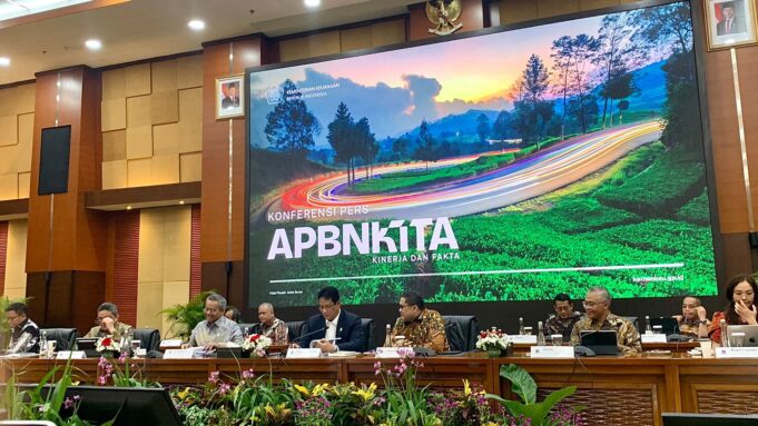 Konferensi Pers APBN Kita, Kementerian Keuangan, Jakarta, Kamis (20/11/2025).