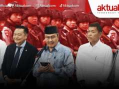 Komisi Reformasi Polri Dinilai Belum Teruji, Ferdian Andi: Perbaikan Bisa Dimulai dari Revisi UU Ketua Komisi Percepatan Reformasi Polri Jimly Asshiddiqie (tengah) bersama para anggota komisi; Penasihat Khusus Presiden Bidang Keamanan dan Ketertiban Masyarakat dan Reformasi Kepolisian Ahmad Dofiri (kiri); Wakil Menteri Koordinator Bidang Hukum, HAM, Imigrasi, dan Pemasyarakatan Otto Hasibuan (kedua kiri); Kapolri periode 2019–2021 Jenderal Pol. (Purn.) Idham Aziz (kedua kanan); dan Menteri Koordinator Bidang Politik, Hukum dan Keamanan periode 2019–2024 sekaligus Ketua Mahkamah Konstitusi periode 2008–2013 Mahfud MD (kanan) memberikan keterangan pers di Gedung Mabes Polri, Jakarta, Senin (10/11/2025). ANTARA/Nadia Putri Rahmani.