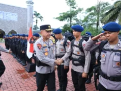 Kapolda Banten Terjunkan 100 Personel Brimob Bantu Korban Banjir di Sumatera