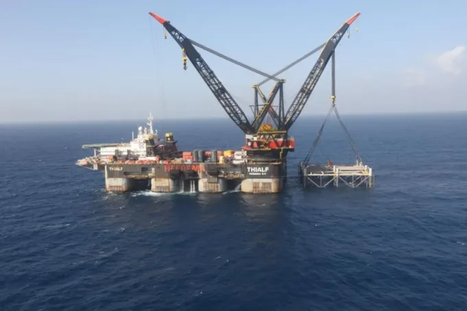 CjkinzN000002_20251219_CBMFN0A001.jpg Foto arsip menunjukkan anjungan gas Leviathan milik Noble Energy yang sedang dibangun di Laut Mediterania, sekitar 10 kilometer dari pantai Israel pada 31 Januari 2019. ANTARA/Xinhua/Marc Israel Sellem-JINI.