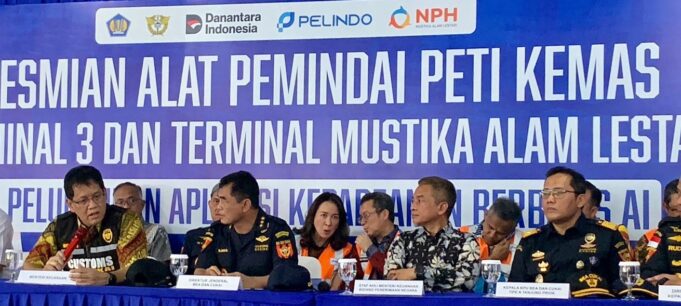 Menteri Purbaya dan Dirjen Bea Cukai