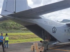 TNI AL Distribusikan Logistik ke Korban di Lokasi Terpencil Aceh dan Sumatera TNI AL mengerahkan satu unit pesawat angkut ringan NC 212-200 Aviocar dengan nomor registrasi U-6211 untuk antar 500 kilogram logistik korban bencana dari Lanud Sutan Iskandar Muda (SIM), Minggu (14/12/2025). ANTARA/HO-Humas TNI AL.
