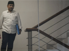 KPK Panggil Gus Yaqut Hari Ini Arsip foto - Mantan Menteri Agama Yaqut Cholil Qoumas berjalan keluar usai menjalani pemeriksaan di Gedung Merah Putih KPK, Jakarta, Senin (1/9/2025). ANTARA FOTO/Fauzan/nz.
