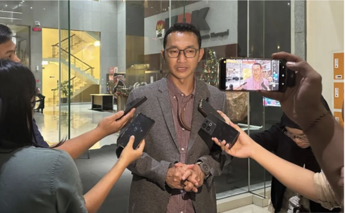 Screenshot 2025-12-24 at 1.14.40 PM Juru Bicara Komisi Pemberantasan Korupsi, Budi Prasetyo, memberikan keterangan di Gedung Merah Putih KPK, Jakarta, Selasa (23/12/2025). ANTARA/Rio Feisal