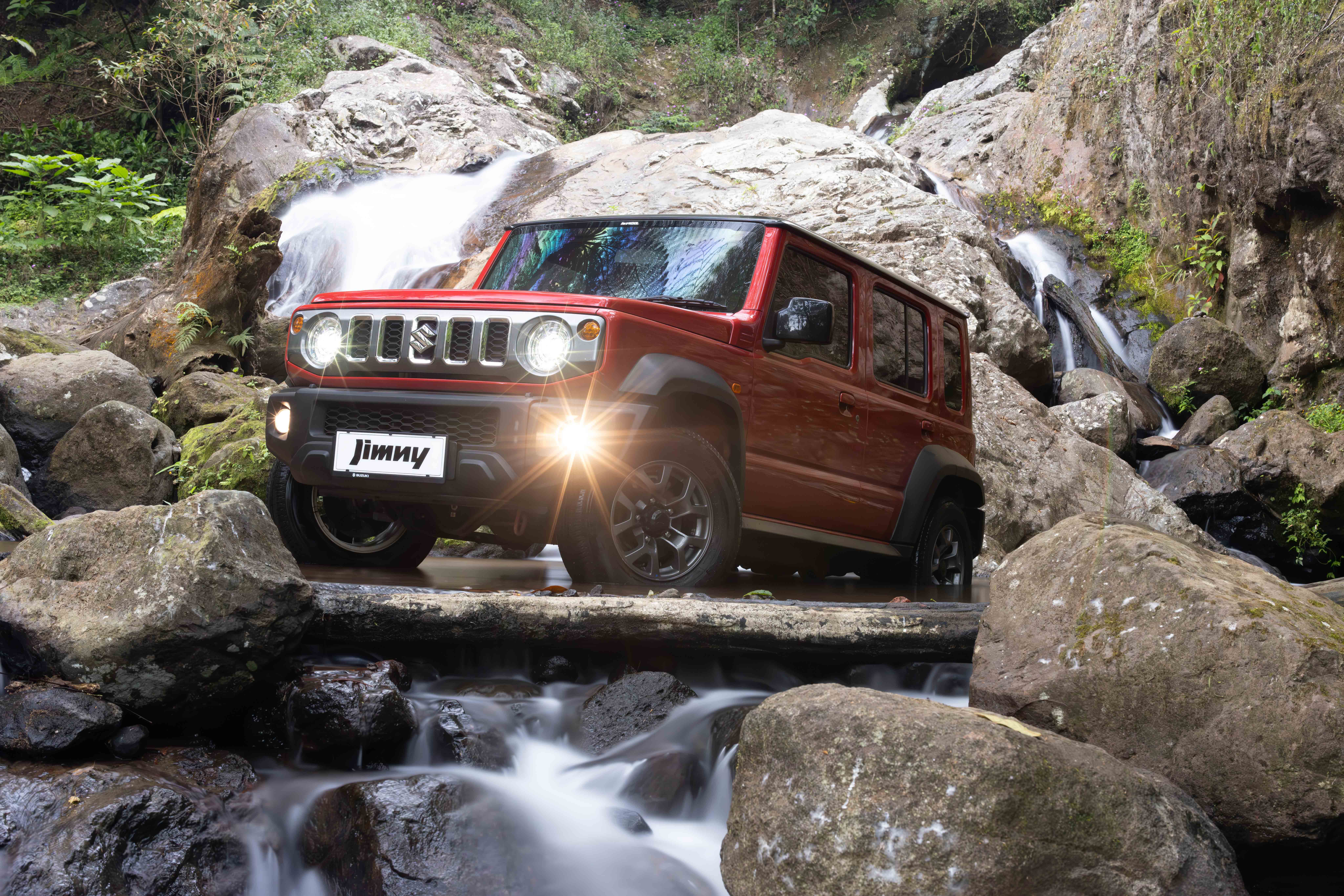 Suzuki Jimny 5-doors (1)
