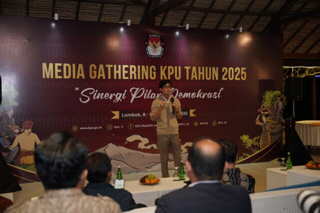 agus Melas Komisiner KPU 2