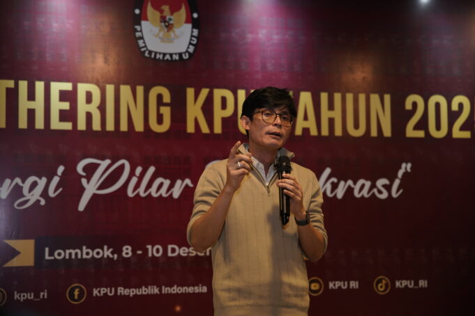 agus melas Komisioner KPU