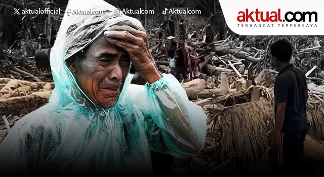 headline 2 - sorotan sumattera banjir2 Warga mengamati sampah kayu gelondongan pascabanjir bandang di Desa Aek Garoga, Kecamatan Batang Toru, Kabupaten Tapanuli Selatan, Sumatera Utara, Sabtu (29/11/2025). ANTARA FOTO/Yudi Manar/agr/am.