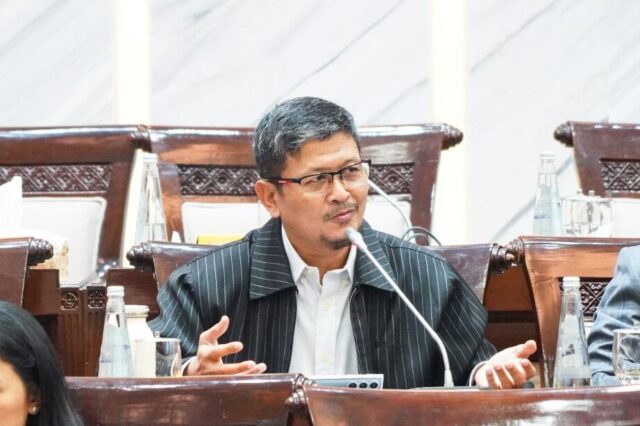 Anggota Komisi XI DPR RI Amin Ak 3