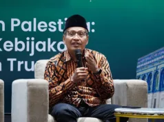 PBNU Tegaskan Angkatan Muda NU Bukan Bagian NU, Gus Ulil Bela Ruang Humor untuk Komedian Arsip - Ketua PBNU Ulil Abshar Abdalla dalam diskusi bertajuk "Amerika dan Dunia Arab Pasca Kunjungan Presiden Donald Trump" yang digelar Forum Kramat di Gedung PBNU, Jakarta Pusat, Jumat (23/5/2025). ANTARA/HO-PBNU