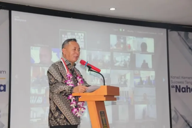 Wamenham RI Mugiyanto memberikan penguatan kapasitas HAM kepada seluruh ASN jajaran Kementerian Hukum, HAM serta Imigrasi dan Pemasyarakatan, yang juga diikuti secara hybrid di seluruh Indonesia di Palu, Sulawesi Tengah, Kamis (17/4/2025). ANTARA/HO-Kanwil Kemenkum Sulteng