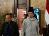 Al Azhar Siap Kirim Dosen dan Ahli Bahasa Arab ke Indonesia, Menag: Penguatan Pendidikan Islam Kian Nyata Menteri Agama Nasaruddin Umar dan Direktur Penerangan Agama Islam Muchlis M. Hanafi tiba di Bandara Soekarno Hatta usai melakukan kunjungan kerja ke Mesir. ANTARA/HO-Kemenag