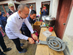 Eddy Soeparno Salurkan Bantuan Untuk Korban Bencana Sumbar, Serahkan Kompor hingga Sarden