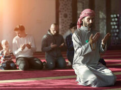 Tuntunan Istighosah Lengkap Sesuai Urutan Beserta Artinya