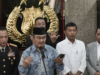 GIC Nilai Reformasi Polri Jadi Tanggung Jawab Internal Institusi Ketua Komisi Percepatan Reformasi Polri Jimly Asshiddiqie (kedua kiri) bersama anggota Idham Azis (kedua kanan), Mahfud MD (kanan), dan Kapolri Jenderal Pol Listyo Sigit Prabowo (kiri) memberikan keterangan kepada wartawan usai rapat di Bareskrim Polri, Jakarta, Senin (10/11/2025). ANTARA FOTO/Fakhri Hermansyah/bar