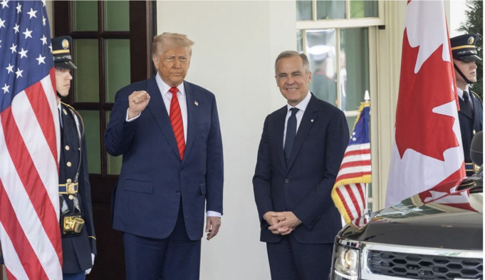 Arsip foto - Presiden AS Donald Trump (dua kiri) menyambut Perdana Menteri Kanada Mark Carney (dua kanan) di Gedung Putih di Washington, D.C., Amerika Serikat (6/5/2025). ANTARA/Xinhua/Hu Yousong/aa.