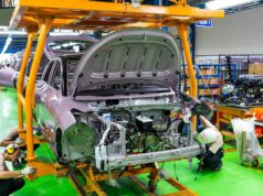 Geely EX2 Dirakit Lokal dengan TKDN 46,5%, Perkuat Ekosistem Mobil Listrik Indonesia