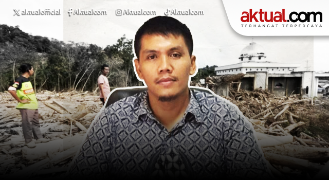 headline 2 - bencana sumatera Relawan bencana melihat tumpukan gelondongan kayu di belakang masjid Nurussalam, Desa Lubuk Sidup, Aceh Tamiang, Aceh, Minggu (28/12/2025). Bencana banjir bandang akibat luapan sungai Tamiang pada 26 November 2025 mengakibatkan 200 unit lebih rumah warga rusak berat dan hanya menyisakan bangunan masjid Nurussalam di Desa Lubuk Sidup. ANTARA FOTO/Irwansyah Putra/foc. (ANTARA FOTO/IRWANSYAH PUTRA)