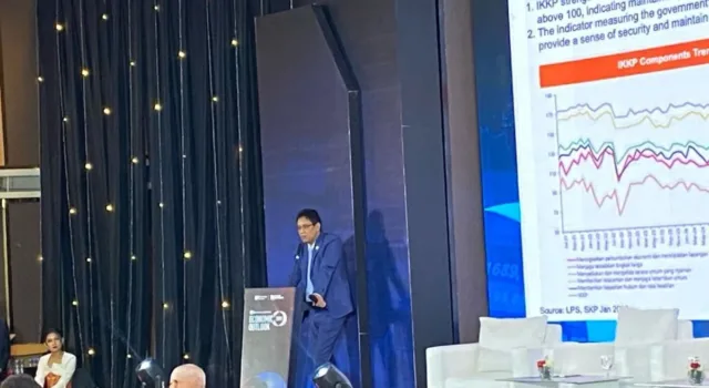 Menteri Keuangan Purbaya Yudhi Sadewa memberikan pemaparan kegiatan Economic Outlook 2026 di Jakarta, Kamis (12/2/2026). (ANTARA/Rizka Khaerunnisa)