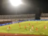 Timnas U-17 Indonesia Dibantai China 0-7 pada Laga Uji Coba di Indomilk Arena Laga uji coba timnas U-17 Indonesia menghadapi China U-17 di Indomilk Arena, Kabupaten Tangerang, Banten, Minggu (8/2/2026). Laga ini dimenangkan China dengan skor 0-7. (ANTARA/Zaro Ezza Syachniar)