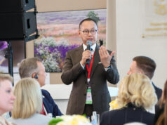 Sambut Imlek, Eddy Soeparno Ajak Perkuat Soliditas Capai Pertumbuhan 8 Persen