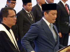 Thomas Djiwandono Resmi Dilantik Jadi Deputi Gubernur BI Periode 2026–2031 Tangkapan layar - Deputi Gubernur Bank Indonesia (BI) Periode 2026-2031 Thomas Djiwandono mengucapkan sumpah jabatannya di Gedung Mahkamah Agung, Jakarta, Senin (9/2/2026). ANTARA/Uyu Septiyati Liman/aa.