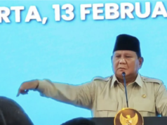 Prabowo: Polisi dan TNI Kerap Jadi Sasaran Kritik, Itu Risiko Pengabdian Presiden Prabowo Subianto berpidato dalam agenda Groundbreaking 1.179 Satuan Pelayanan Pemenuhan Gizi (SPPG) di Palmerah, Jakarta, Jumat (13/2/2026). ANTARA/Andi Firdaus/aa.