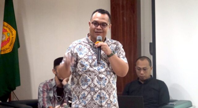 Rinto Setiyawan , A.Md., S.H., CTP Ketua Umum Ikatan Wajib Pajak Indonesia, Anggota Majelis Tinggi Partai X, Wakil Direktur Sekolah Negarawan (Aktual)