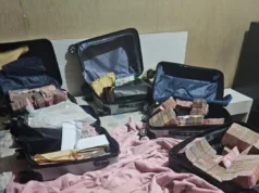 KPK: Uang Rp5 Miliar dalam Lima Koper di Ciputat Berasal dari Safe House Kasus Bea Cukai Sejumlah barang bukti kasus dugaan suap dan gratifikasi terkait importasi barang KW di lingkungan Direktorat Jenderal Bea Cukai Kementerian Keuangan yang disita Komisi Pemberantasan Korupsi di Ciputat, Tangerang Selatan, Banten, Jumat (13/2/2026). ANTARA/HO-KPK