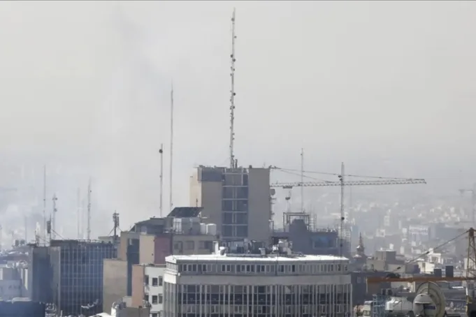 Ilustrasi serangan Amerika Serikat ke wilayah Iran. /ANTARA/Anadolu/py.