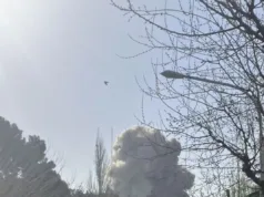 Dari Perang Bayangan ke Konfrontasi Terbuka: Iran–Israel–AS dan Ancaman Eskalasi Regional SANAA, 28 Februari (Xinhua) -- Pemimpin Houthi, Abdulmalik al-Houthi, pada Sabtu (28/2) malam waktu setempat mengatakan kelompoknya menyatakan solidaritas penuh dengan Iran dan "sepenuhnya siap menghadapi segala perkembangan." Abdulmalik juga menyerukan kepada para pendukungnya untuk menggelar demonstrasi massal di Sanaa dan provinsi-provinsi lainnya.