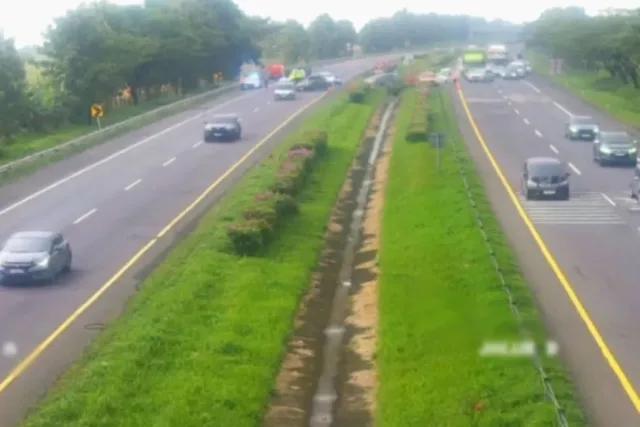 Penerapan one way di ruas Tol Cipali arah Jakarta. (ANTARA/HO-Astra Tol Cipali)
