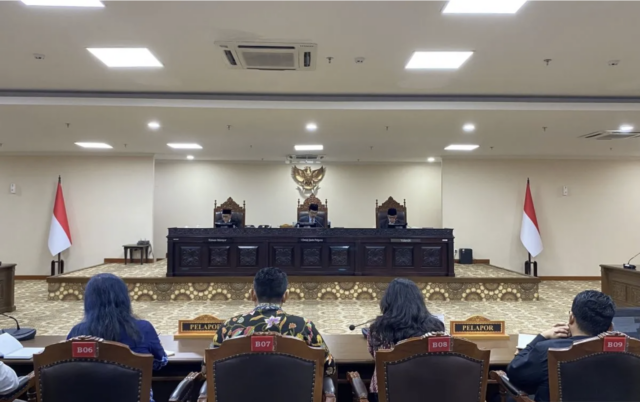 Majelis Kehormatan Mahkamah Konstitusi (MKMK) mengucapkan putusan laporan dugaan pelanggaran etik Hakim Konstitusi Adies Kadir di Gedung MK, Jakarta, Kamis (5/3/2026). ANTARA/Fath Putra Mulya