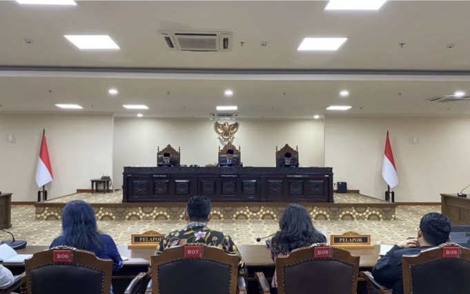 Majelis Kehormatan Mahkamah Konstitusi (MKMK) mengucapkan putusan laporan dugaan pelanggaran etik Hakim Konstitusi Adies Kadir di Gedung MK, Jakarta, Kamis (5/3/2026). ANTARA/Fath Putra Mulya