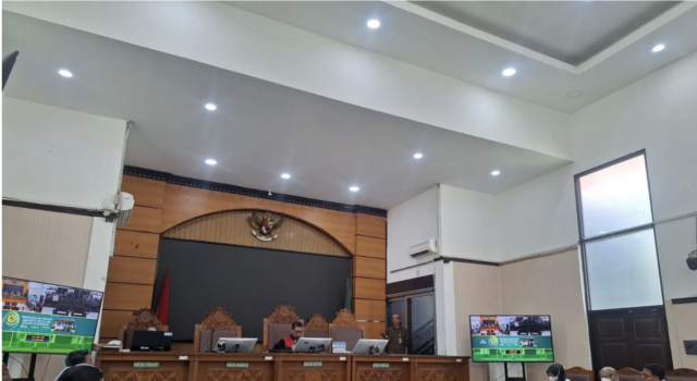 Sidang putusan praperadilan Mantan Menteri Agama (Menag) Yaqut Cholil Qoumas dalam penetapan tersangka dirinya oleh Komisi Pemberantasan Korupsi (KPK) terkait kasus dugaan korupsi kuota haji tambahan untuk penyelenggaraan ibadah haji 2023-2024 di Pengadilan Negeri Jakarta Selatan, Jakarta, Rabu (11/3/2026). ANTARA/Luthfia Miranda Putri.